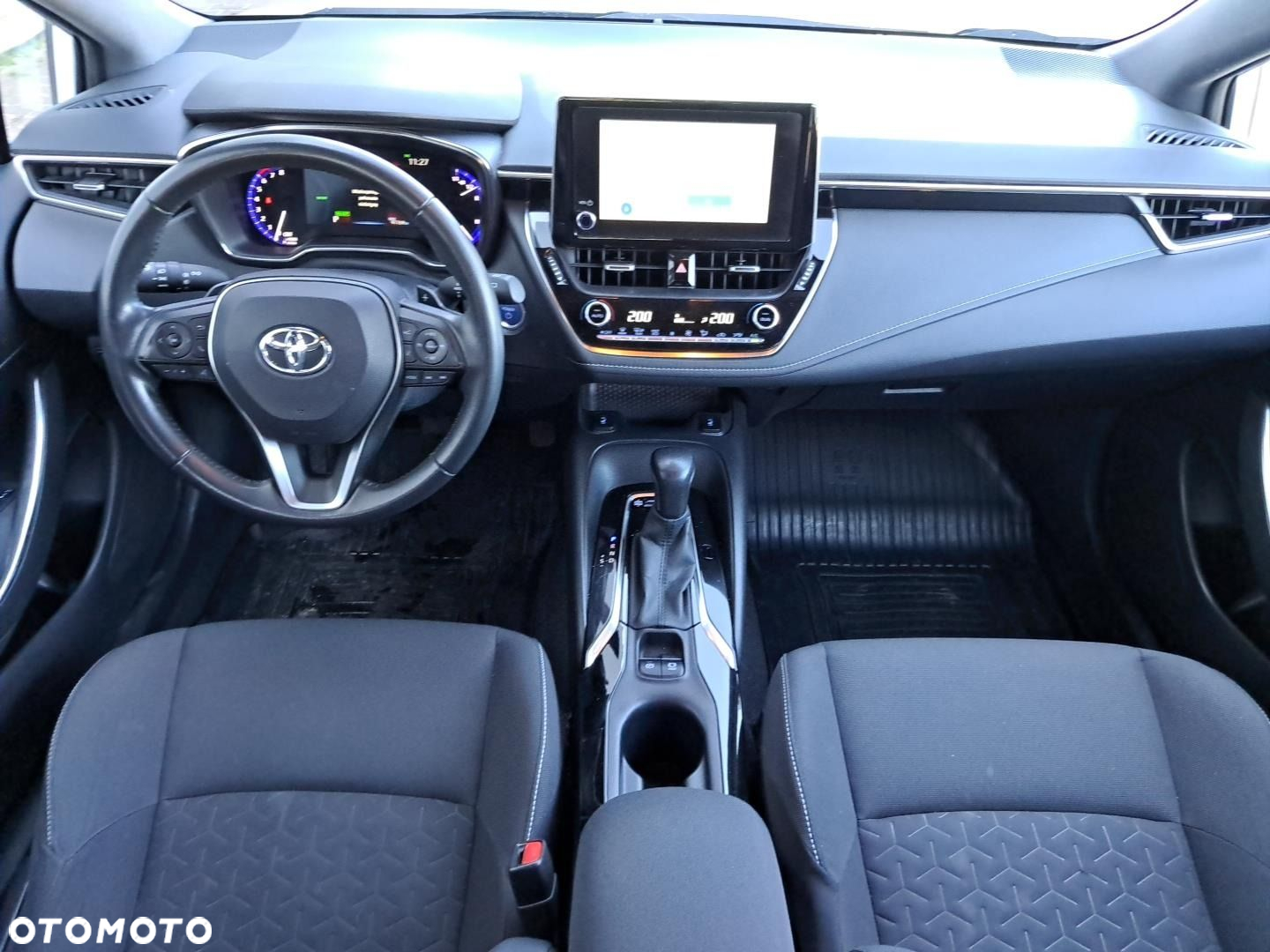 Toyota Corolla - 10