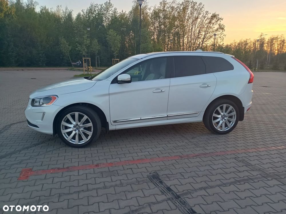 Volvo XC 60 - 2