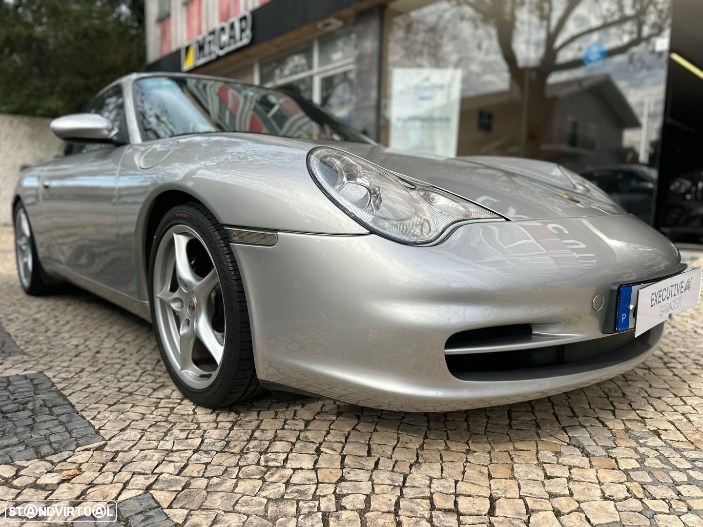 Porsche 911 (996) Carrera - 1