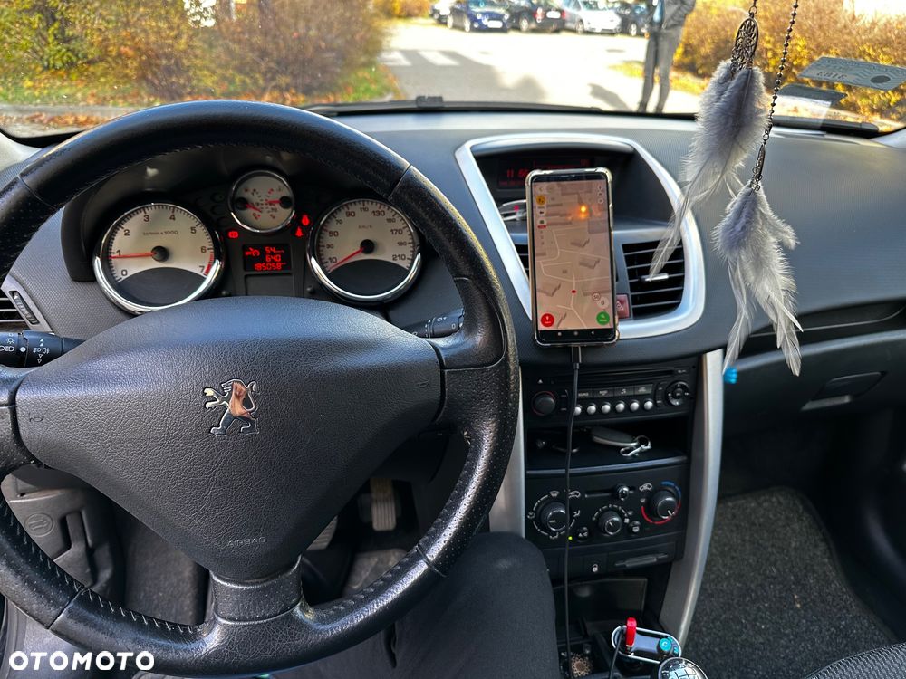 Peugeot 207 1.4 Trendy - 6