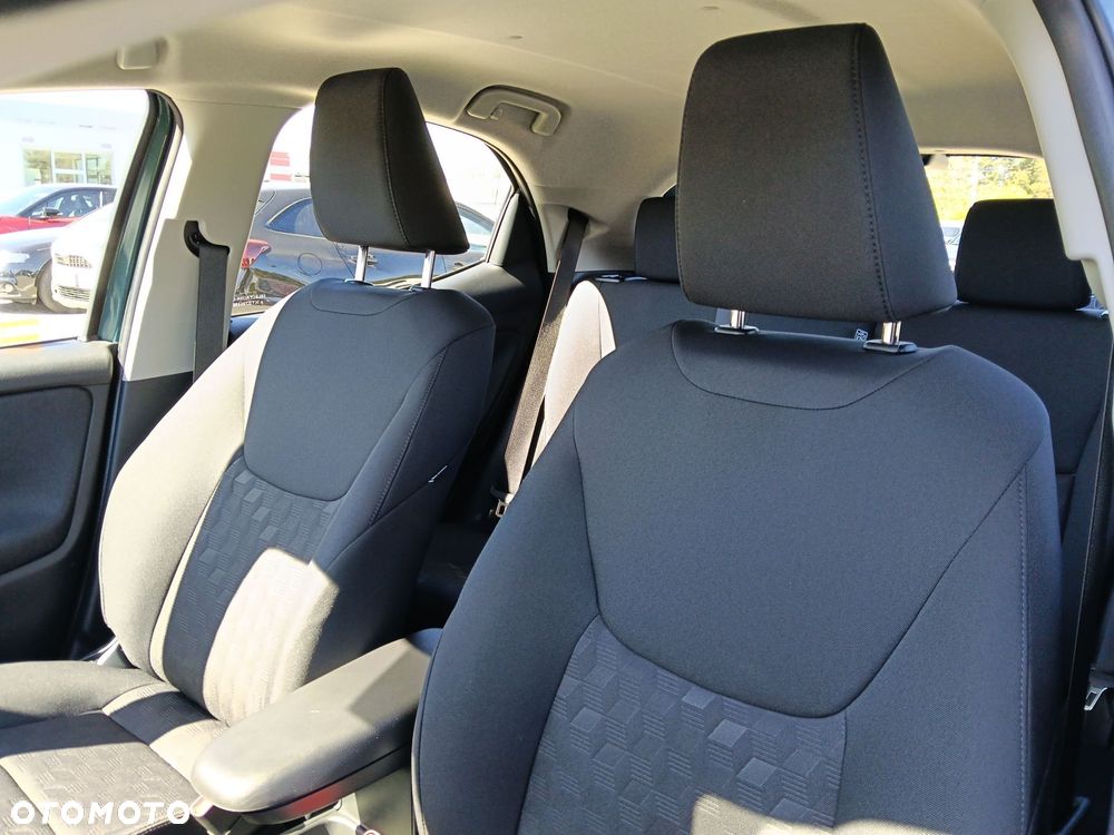 Toyota Yaris - 11