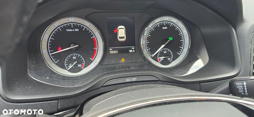 Skoda Karoq 1.5 TSI ACT 4x2 Sportline DSG - 9