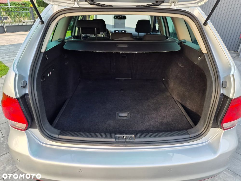 Volkswagen Golf 2.0 TDI DPF Style - 7