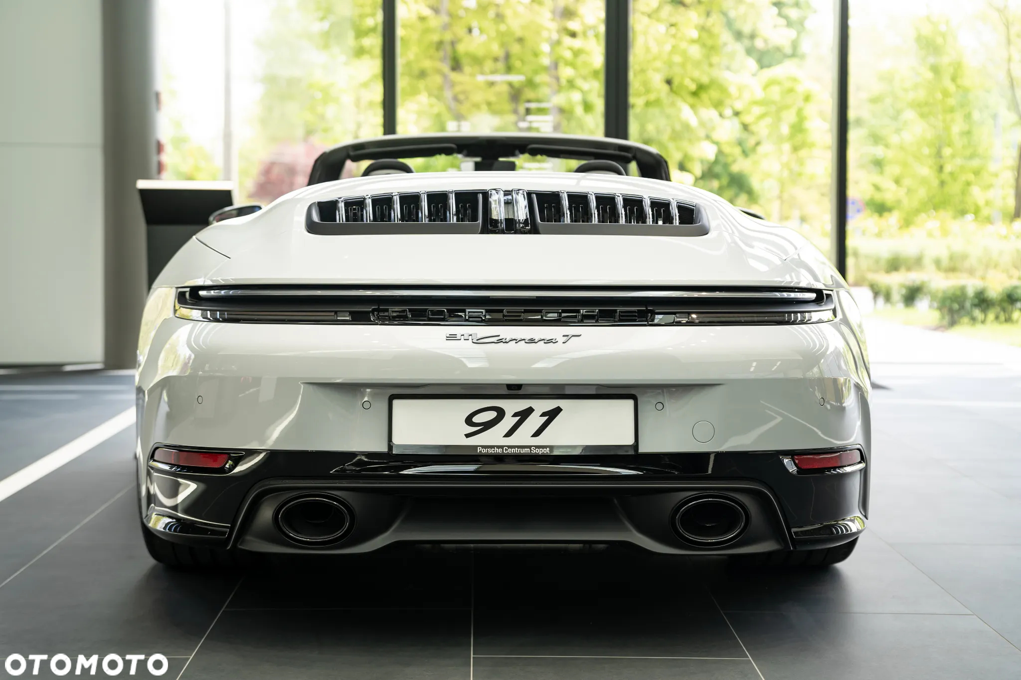 Porsche 911 Carrera T - 8