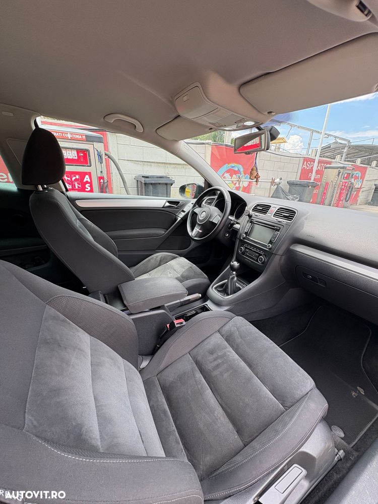 VOLKSWAGEN Golf 2010 — imagine 5