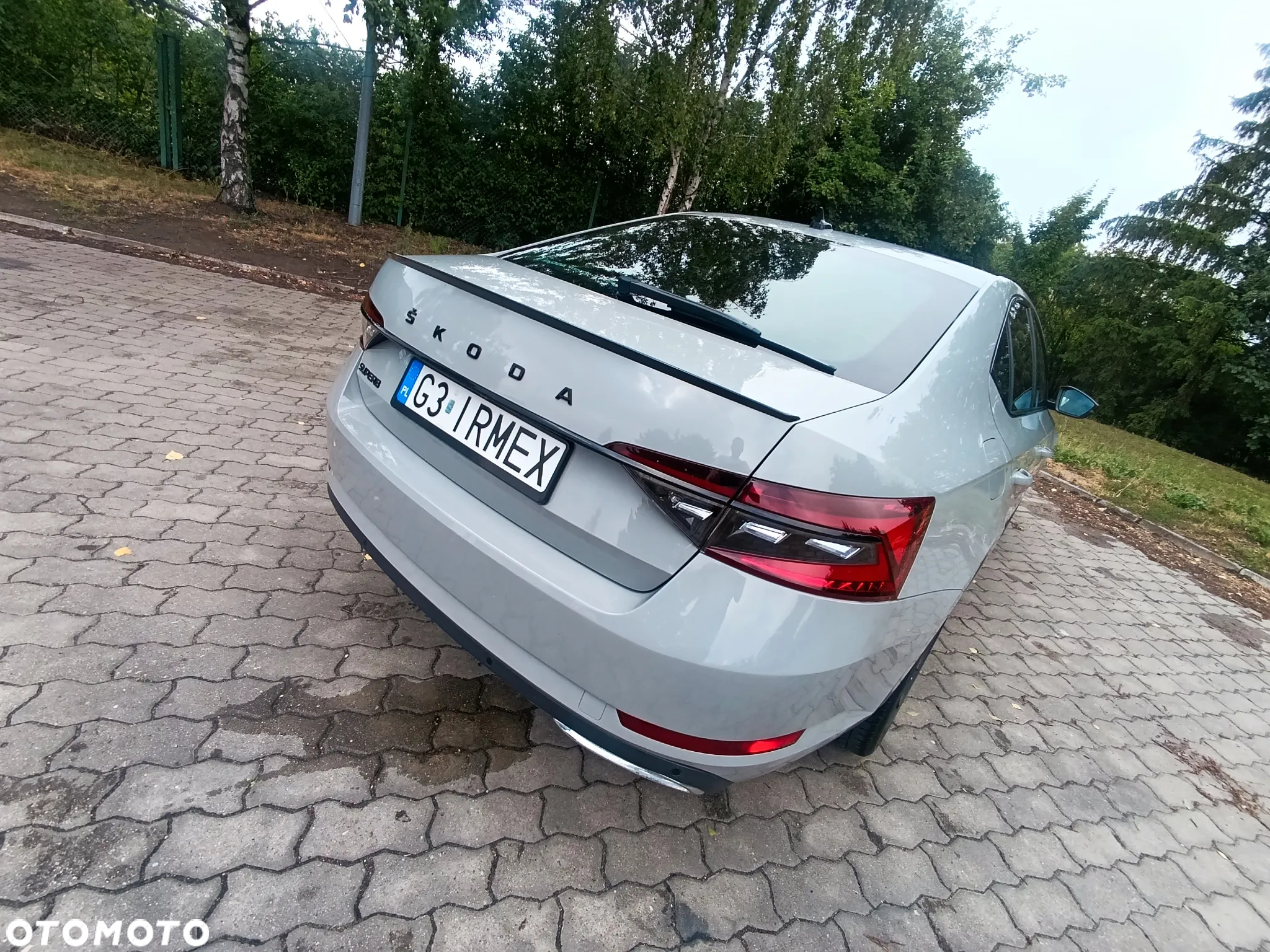 Skoda Superb 2.0 TDI SCR Sportline DSG - 37