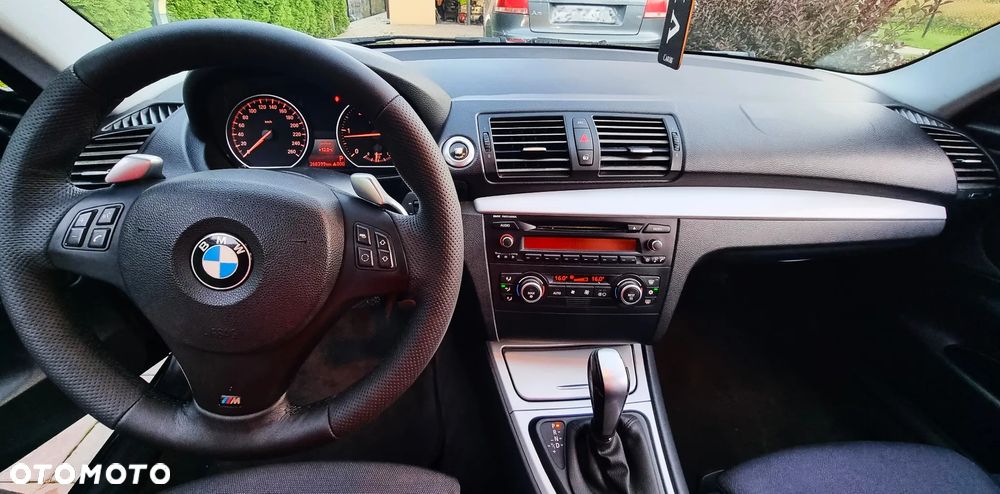 BMW Seria 1 123d DPF Edition Sport - 14