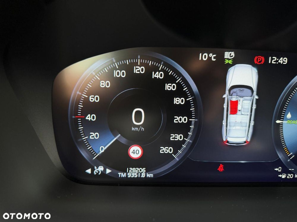 Volvo V60 T6 AWD Recharge Geartronic RDesign - 17