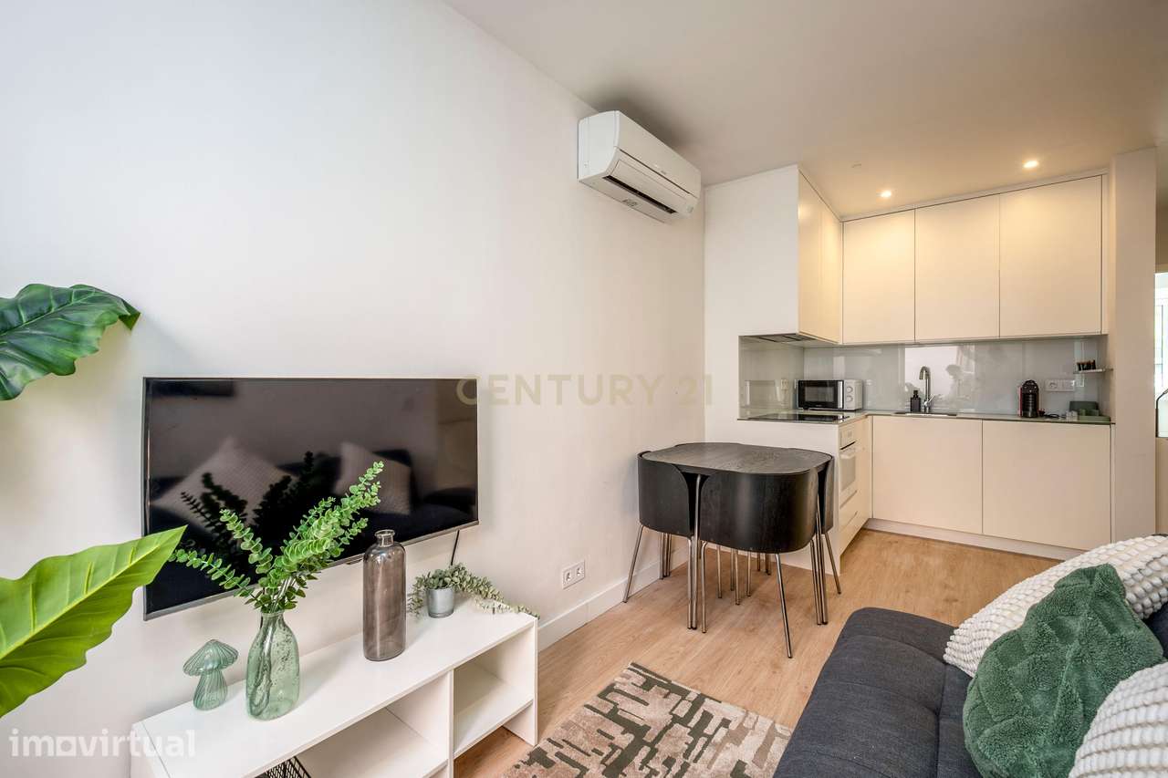 Apartamento T1 com Logradouro Privativo | Alto de Santo Amaro | Alcânt - Grande imagem: 5/27