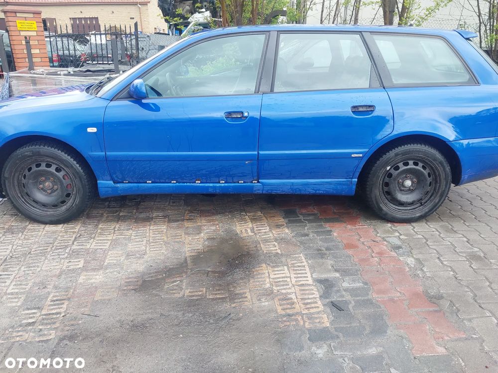 Audi A4 B5 FL Lift Avant Kombi silnik 1.8 AVV 125 KM skrzynia biegów DWA maska zderzak klapa drzwi lusterko błotnik spojler LZ5M blenda mikrostyk szyba felgi pompa sprężarka klimatyzacji przewód panel mechanizm sterownik S4 panel klimatyzacji grzane fotele tłumik sonda kolektor bagażnik hak holowniczy tunel środkowy konsola CAŁY NA CZĘŚCI WSZYSTKIE CZĘŚCI - 9