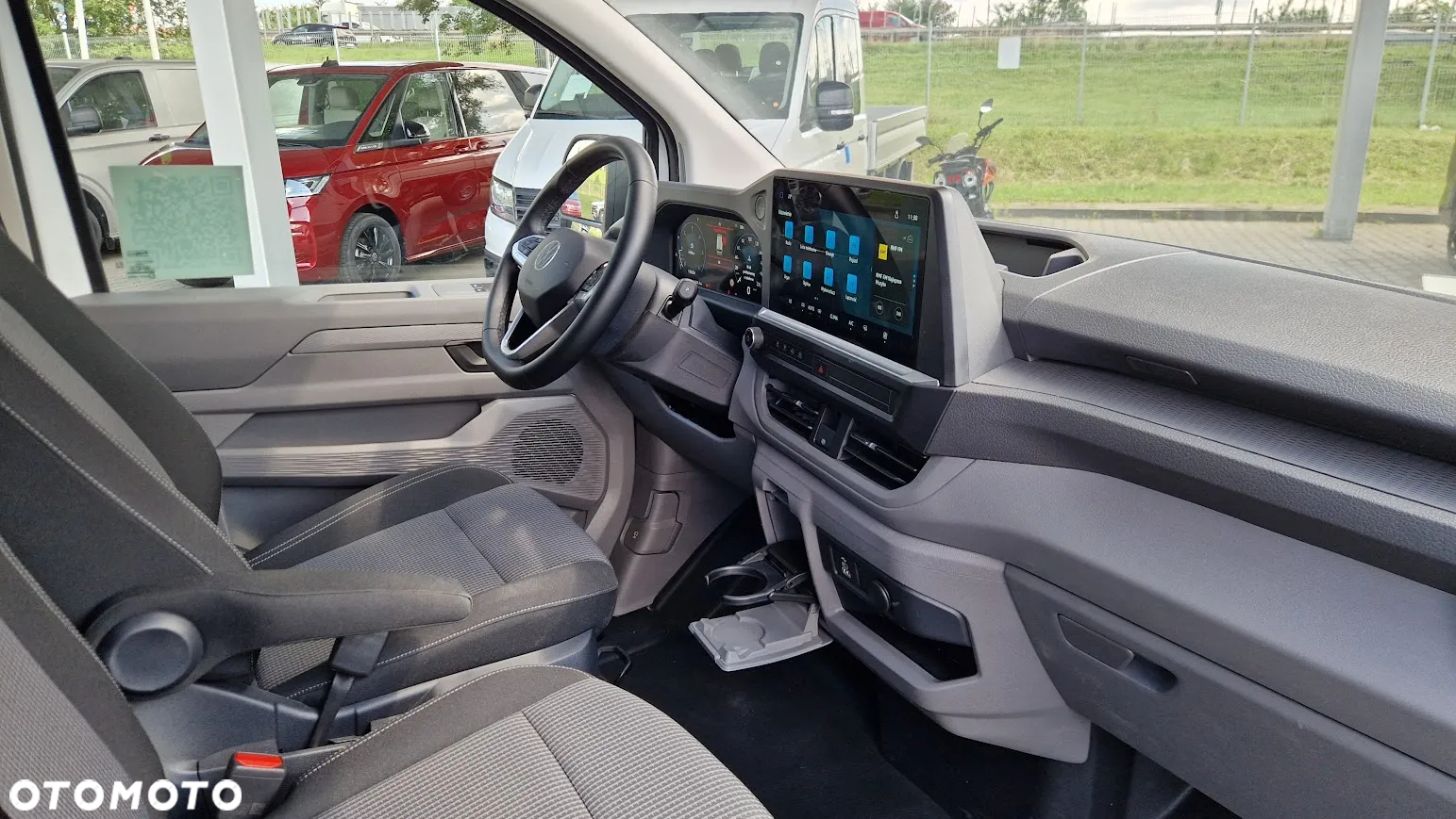Volkswagen T7 Transporter - 13