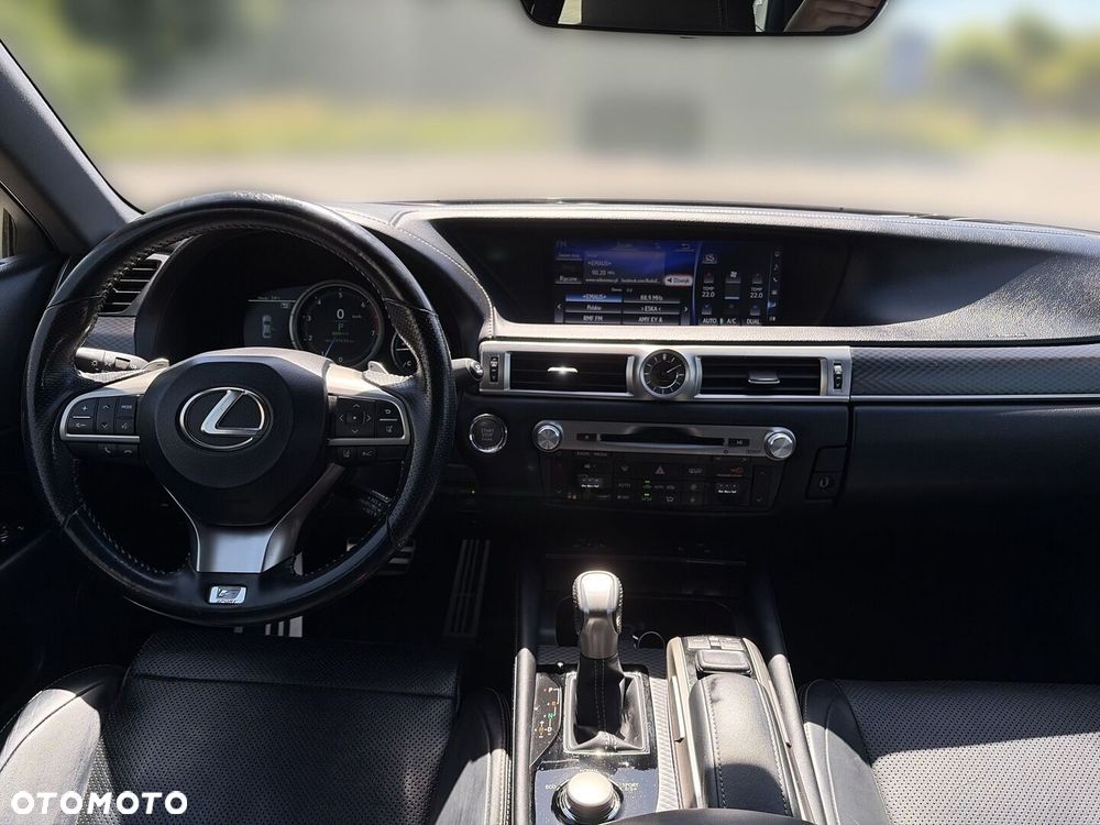 Lexus GS - 4