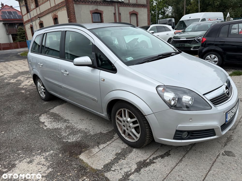 Opel Zafira 1.9 CDTI Essentia - 9