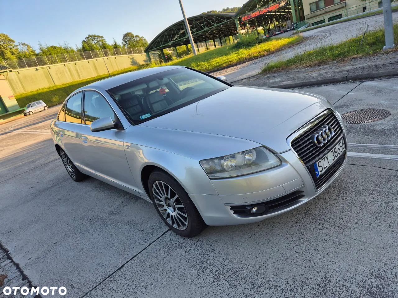 Audi A6 2.4 - 8