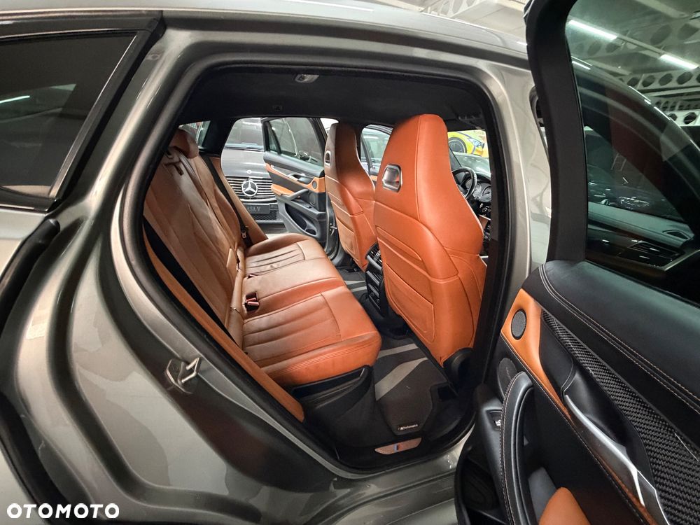 BMW X6M - 20
