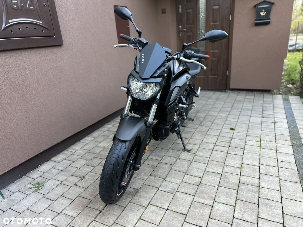 Yamaha MT - 21