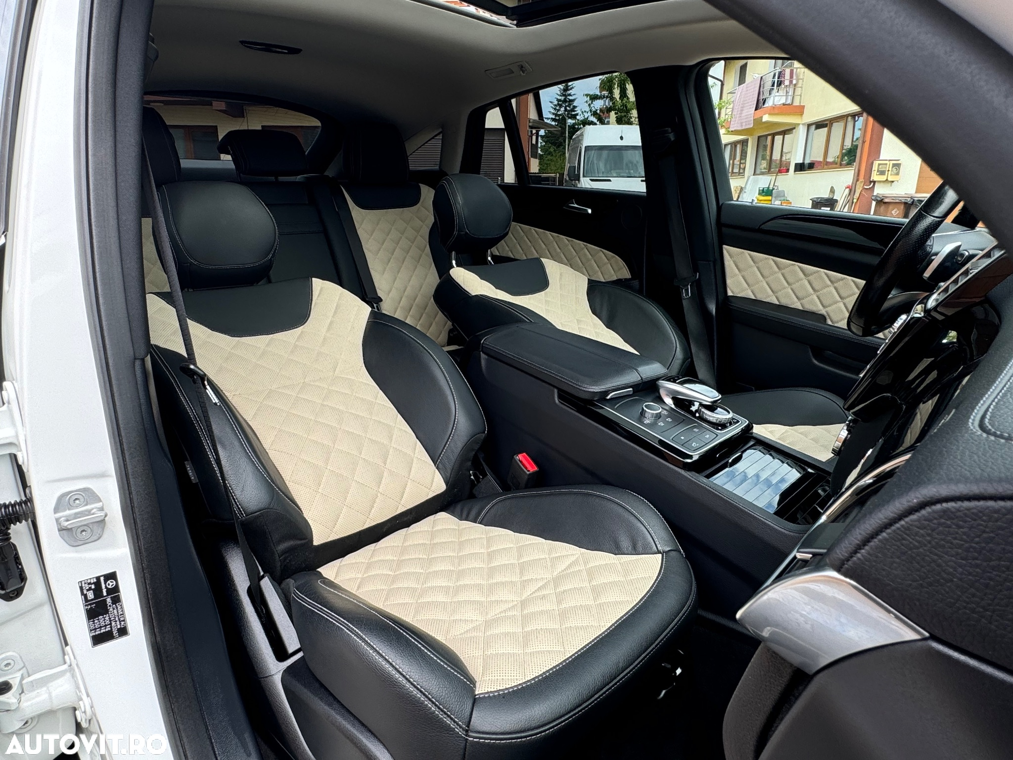 Mercedes-Benz GLE Coupe 350 d 4Matic 9G-TRONIC AMG Line - 8