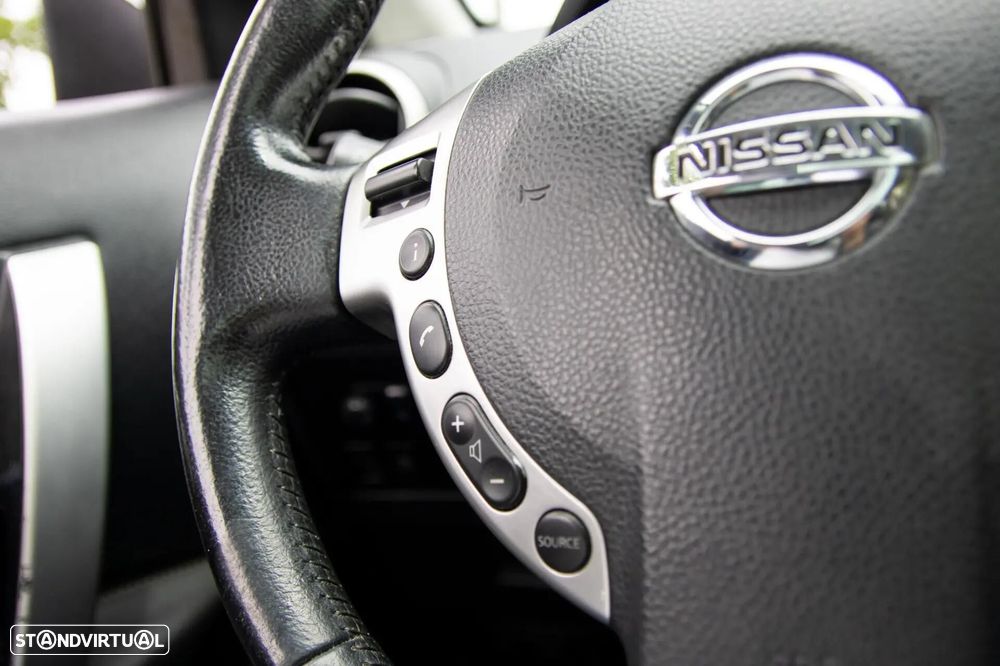 Nissan Qashqai +2 - 18