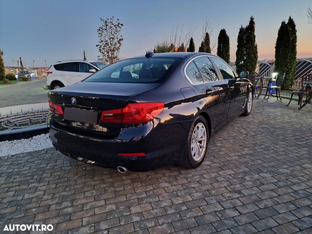 BMW Seria 5 520d Aut. Luxury Line - 4