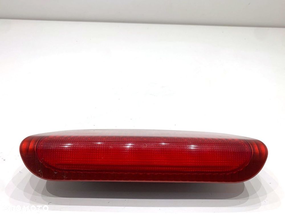 LAMPA STOP  NISSAN JUKE (F15) 2010 - 2022 1.2 DIG-T 85 kW [115 KM] benzyna 2014 - 2022 26590BV80A - 1