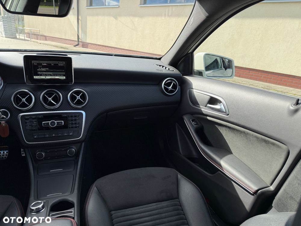 Mercedes-Benz Klasa A 250 4-Matic Sport - 21