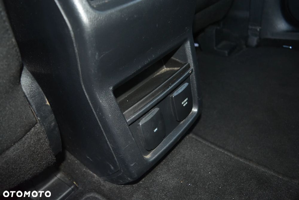 Ford S-Max 2.0 TDCi Titanium PowerShift - 9