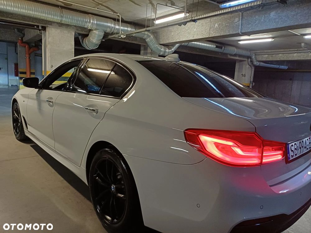 BMW Seria 5 530i - 4