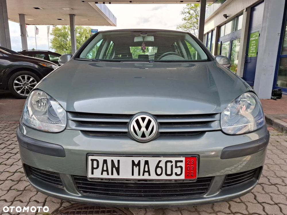 Volkswagen Golf 1.6 Comfortline - 24