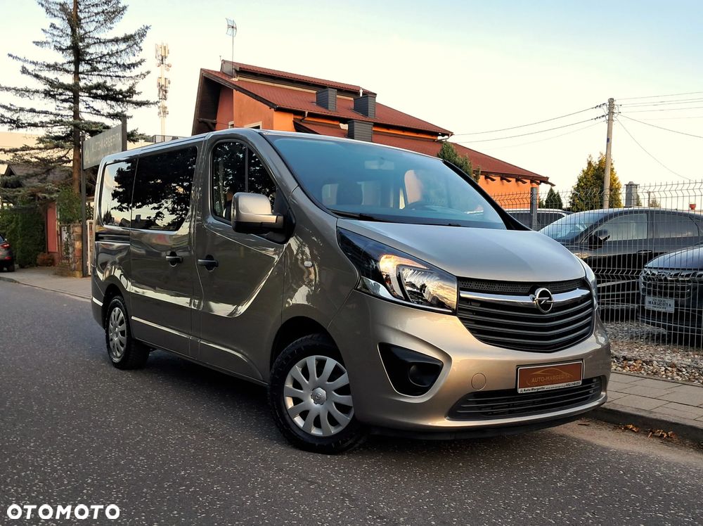 Opel Vivaro - 32