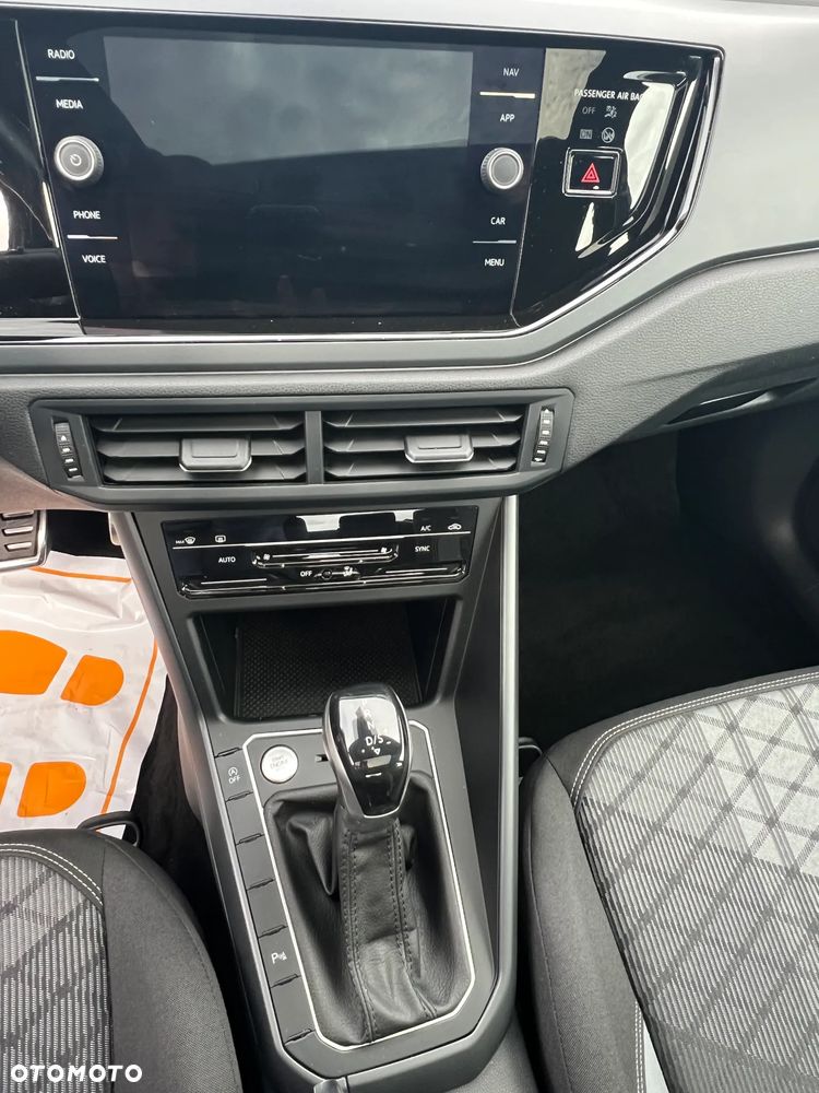 Volkswagen Polo - 21