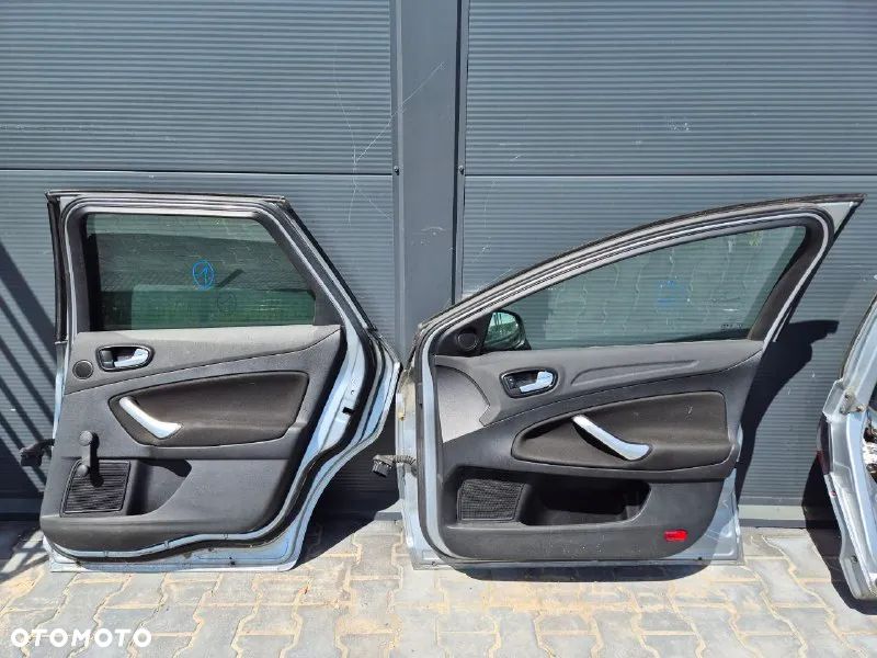 FORD MONDEO MK4 DRZWI / KLAPA / ZDERZAK / BŁOTNIK - 15
