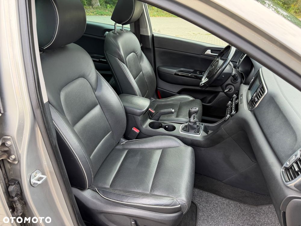 Kia Sportage - 32