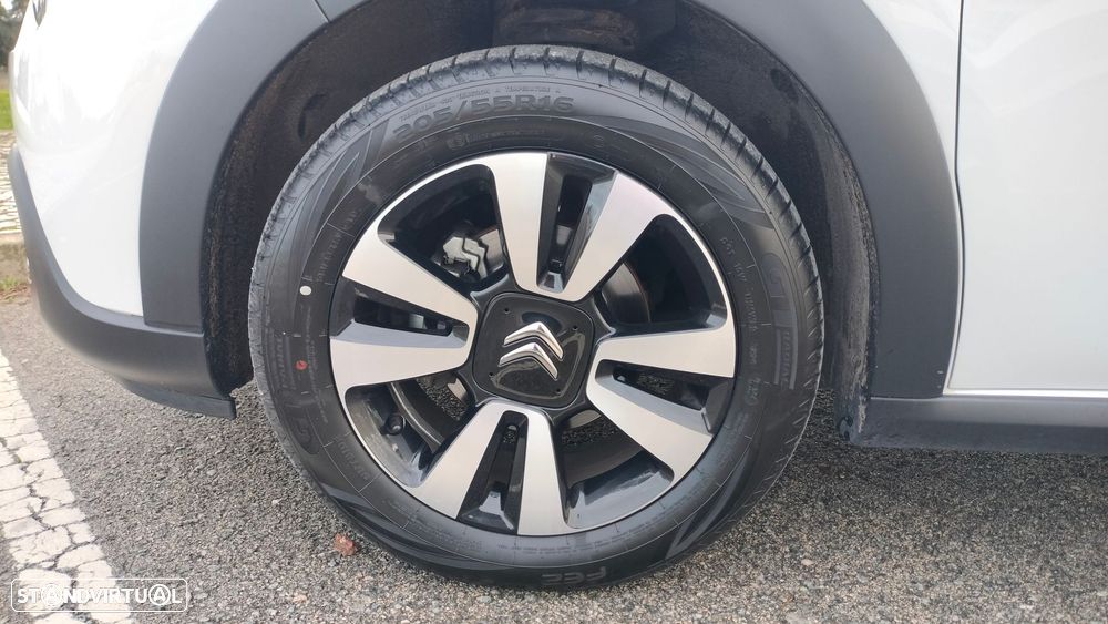 Citroën C3 Pure Tech S&S Shine - 26