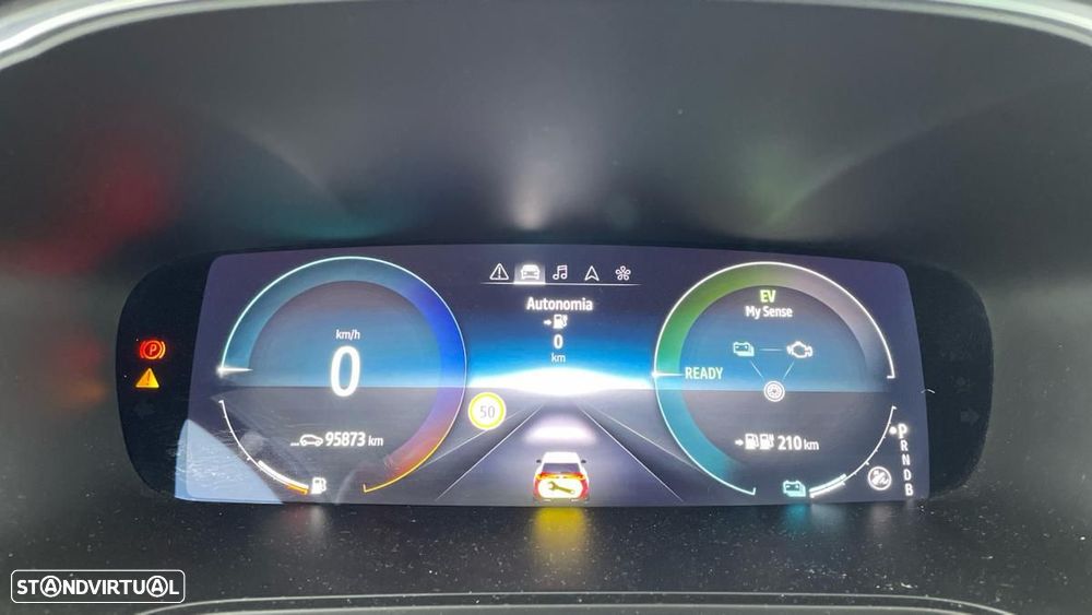 Renault Mégane Sport Tourer 1.6 E-Tech Plug-In Hybrid R.S. Line - 3
