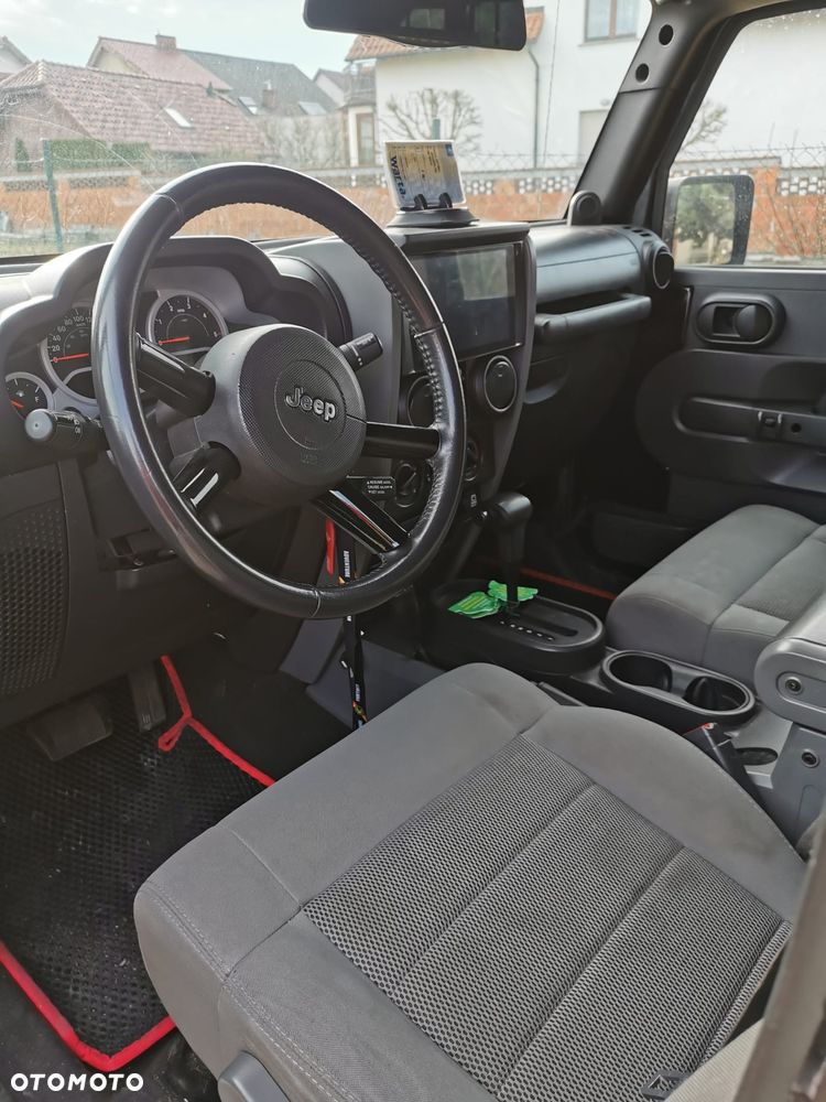 Jeep Wrangler Unlimited 2.8 CRD DPF Automatik Rubicon - 8