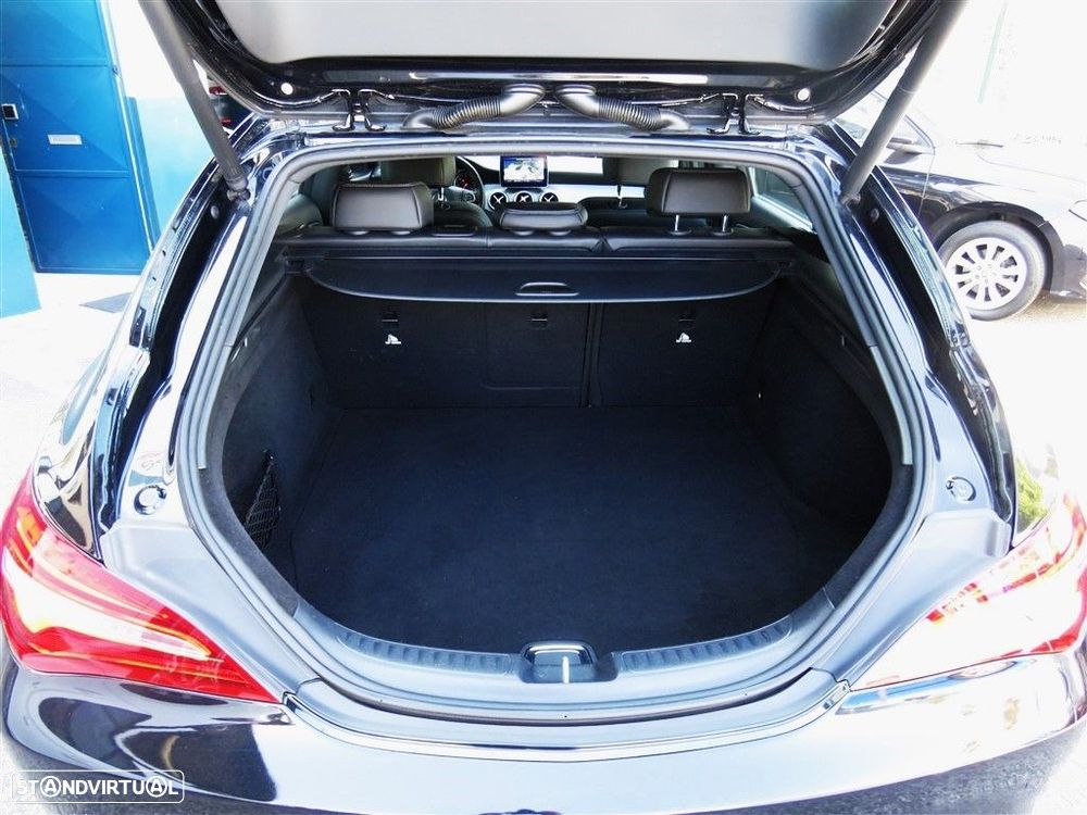 Mercedes-Benz CLA 200 d Shooting Brake Urban Aut. - 16