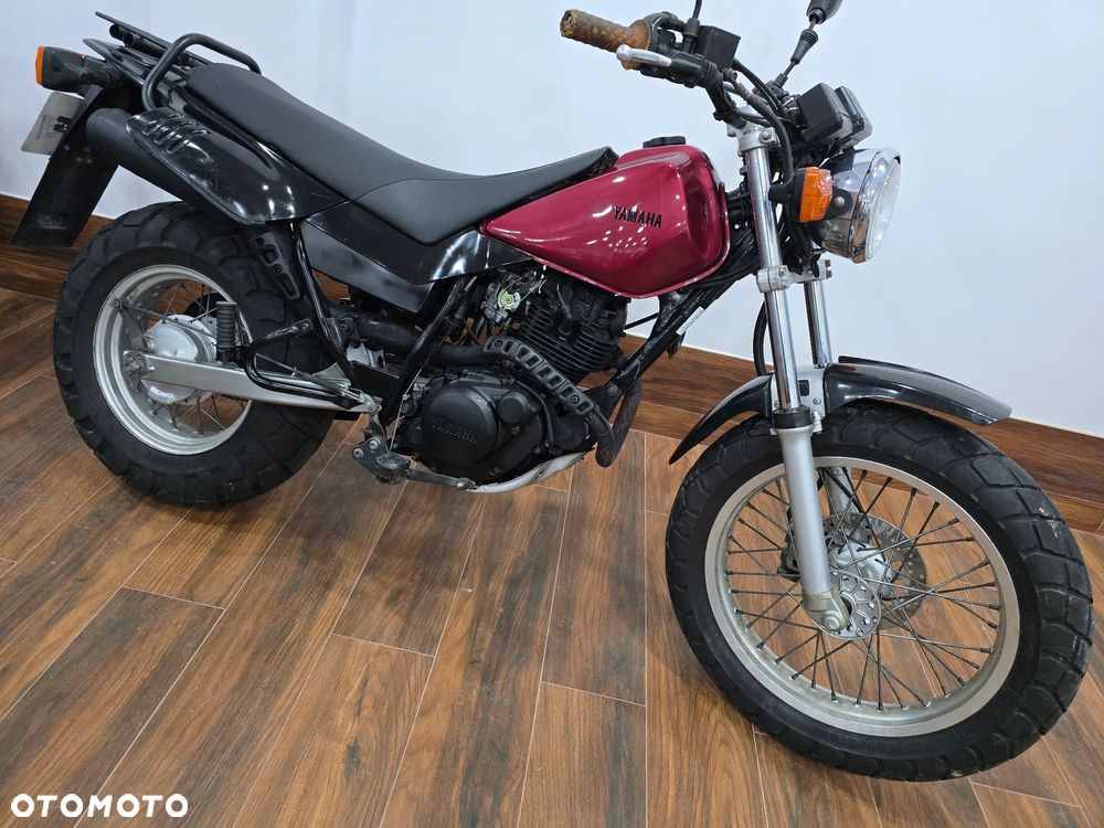 Yamaha TW - 1