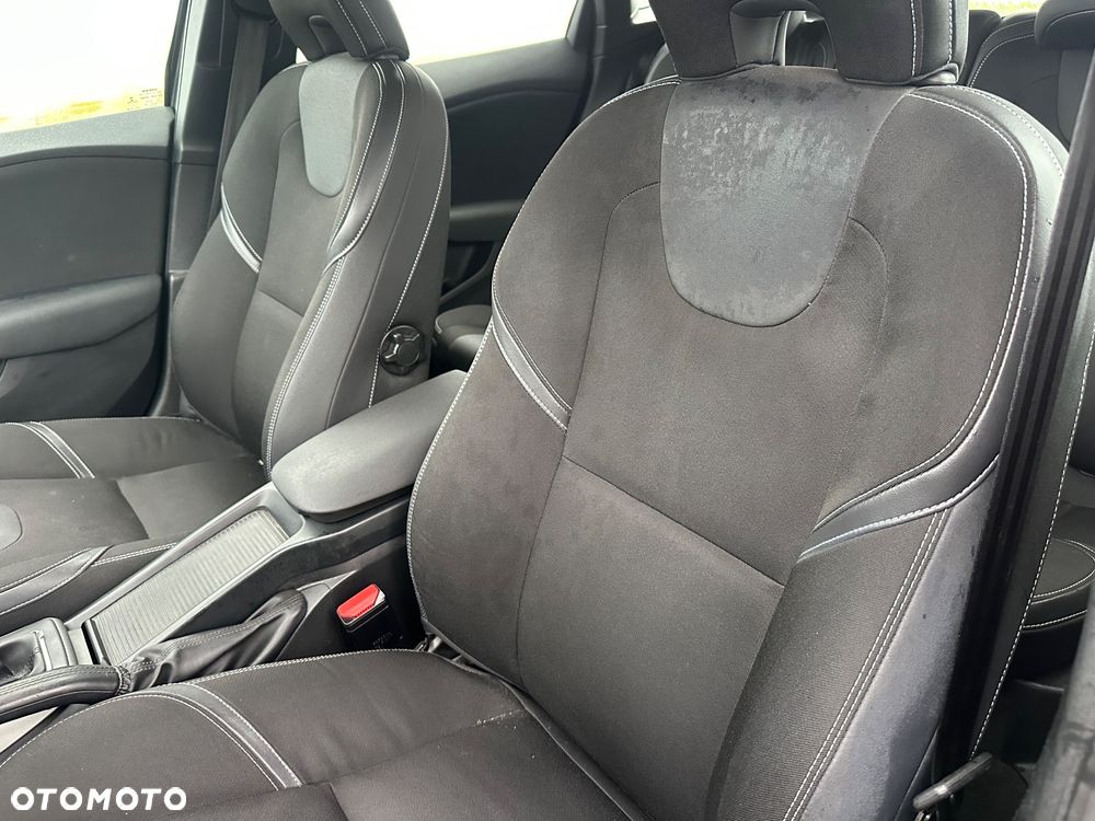 Volvo V40 T2 Linje Svart - 15