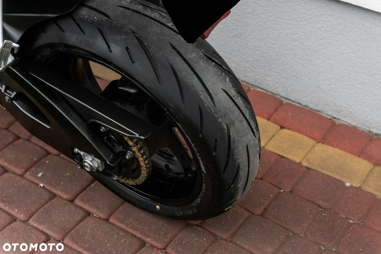 Suzuki GSX-R - 9
