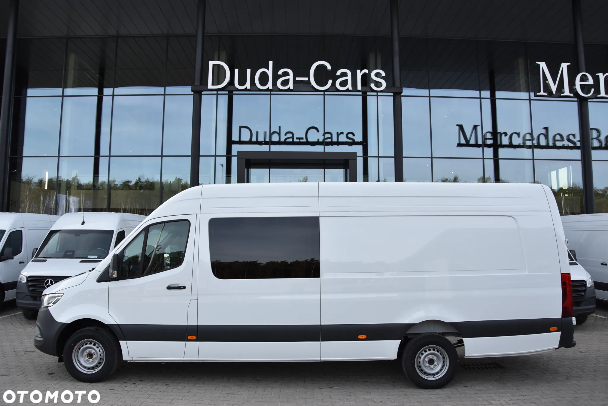 Mercedes-Benz Sprinter - 2