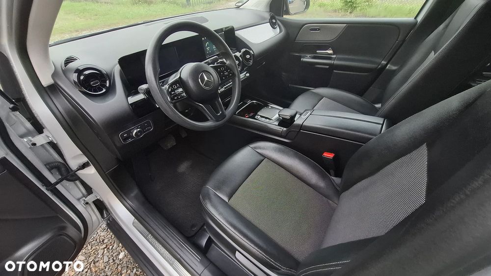 Mercedes-Benz Klasa B 180 d 8G-DCT Style - 29