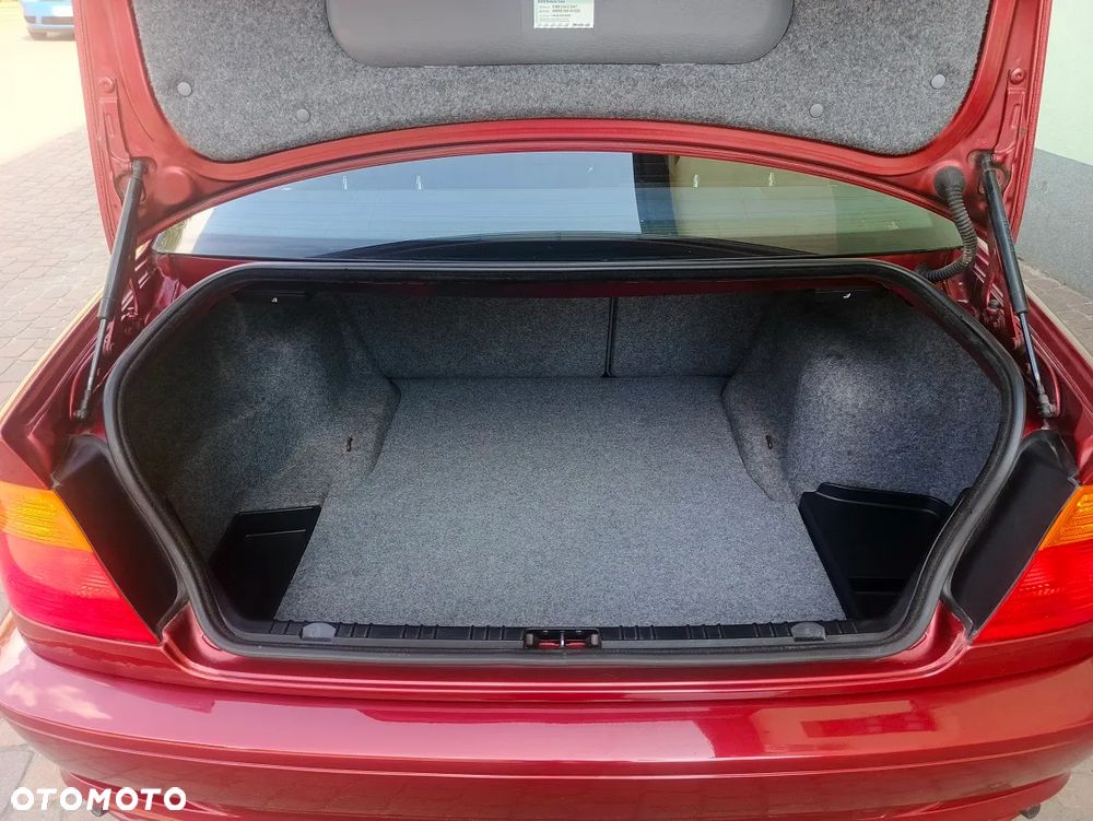 BMW Seria 3 - 31