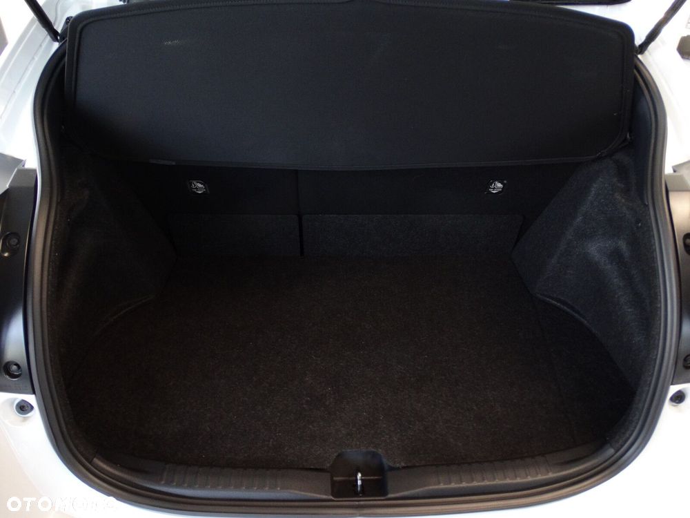 Toyota Yaris - 39