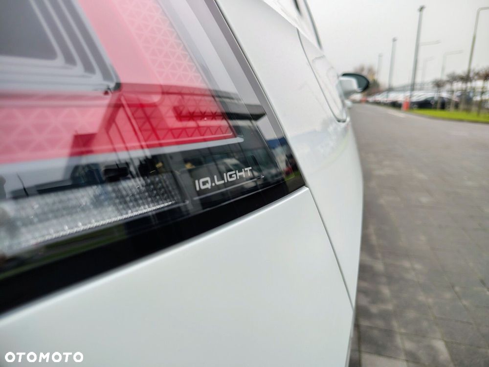 Volkswagen Golf - 29