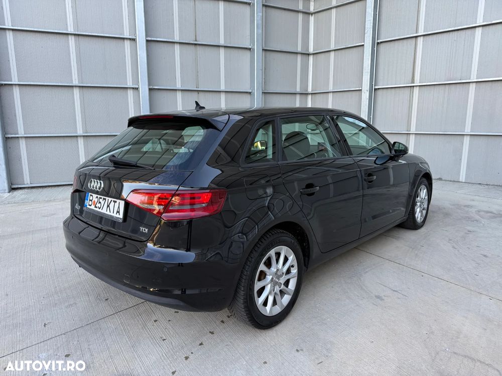 Audi A3 1.6 TDI Ambiente - 9