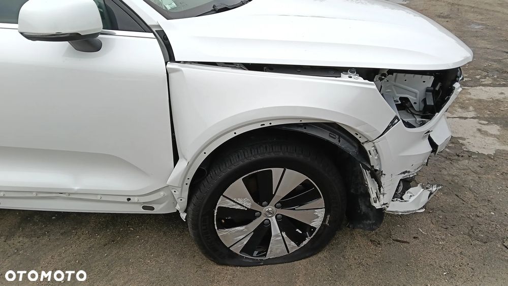 Volvo XC 40 T5 Recharge DKG Ultimate Bright - 29