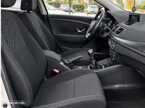 Renault Mégane Sport Tourer dCi 110 FAP Expression - 7