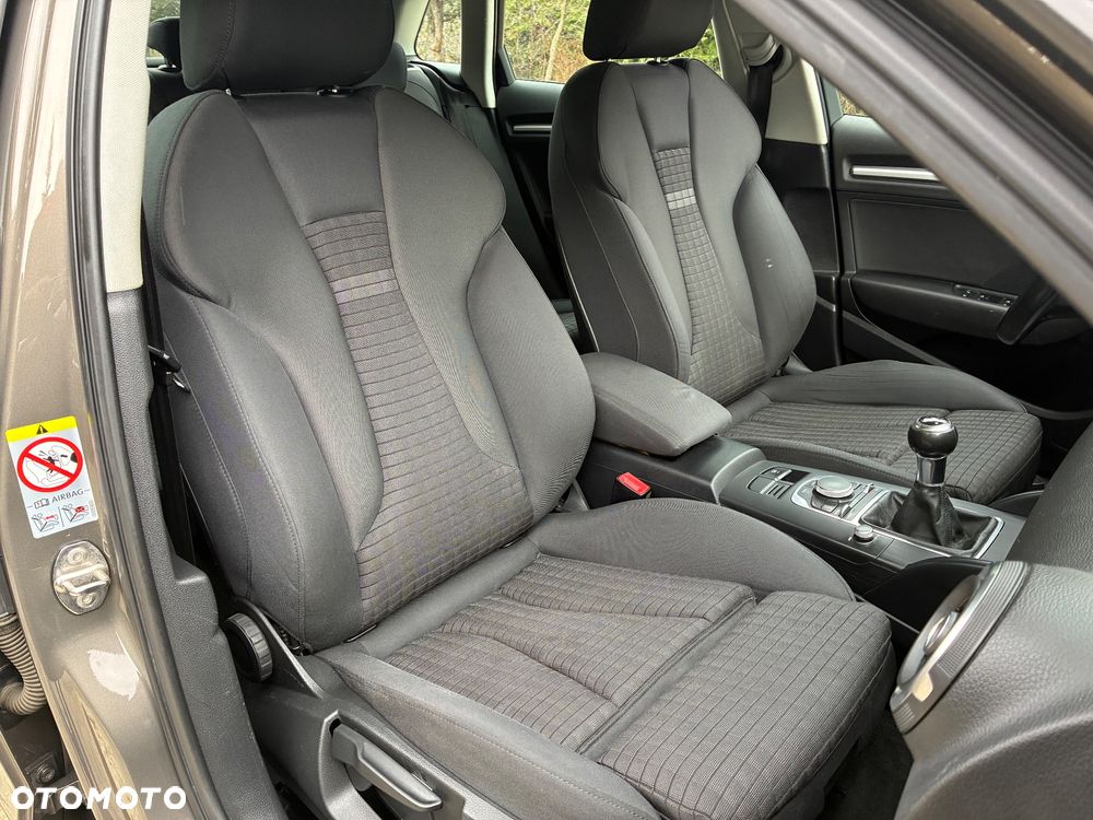 Audi A3 Sportback - 13