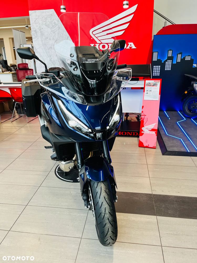 Honda NT - 9
