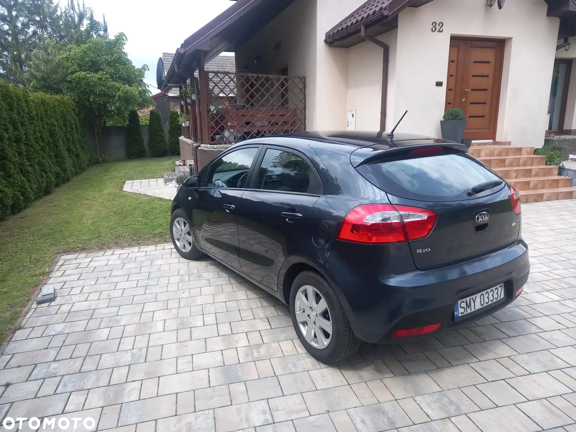 Kia Rio 1.2 Dream Team Edition - 3